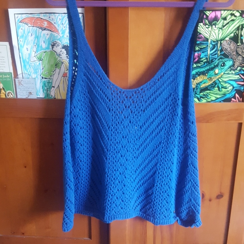Abercrombie and finch blue crochet summer  top